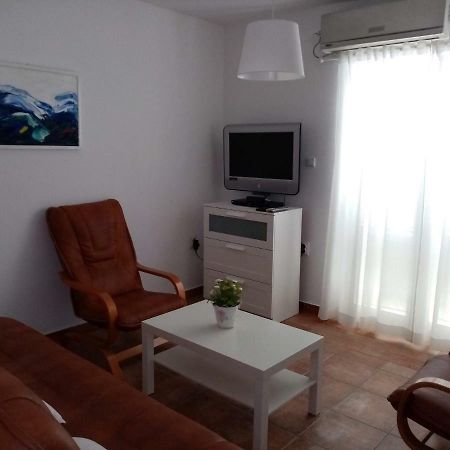 Apartment Pepi Povljana Dış mekan fotoğraf