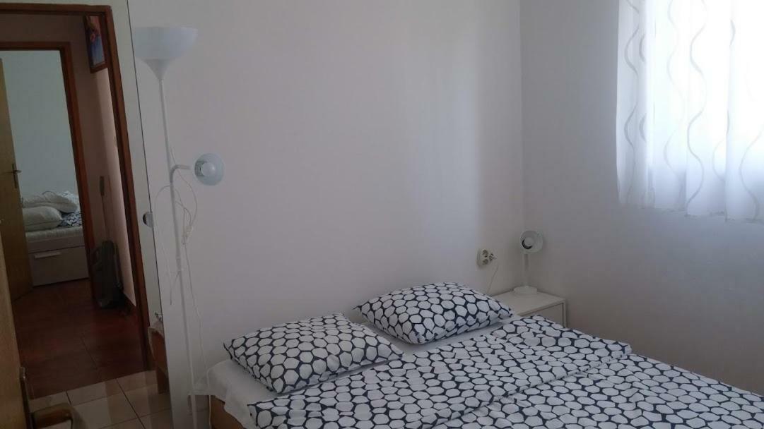 Apartment Pepi Povljana Dış mekan fotoğraf