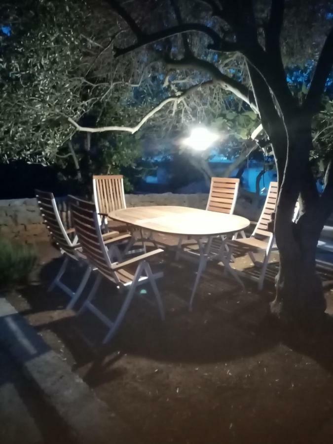 Apartment Pepi Povljana Dış mekan fotoğraf